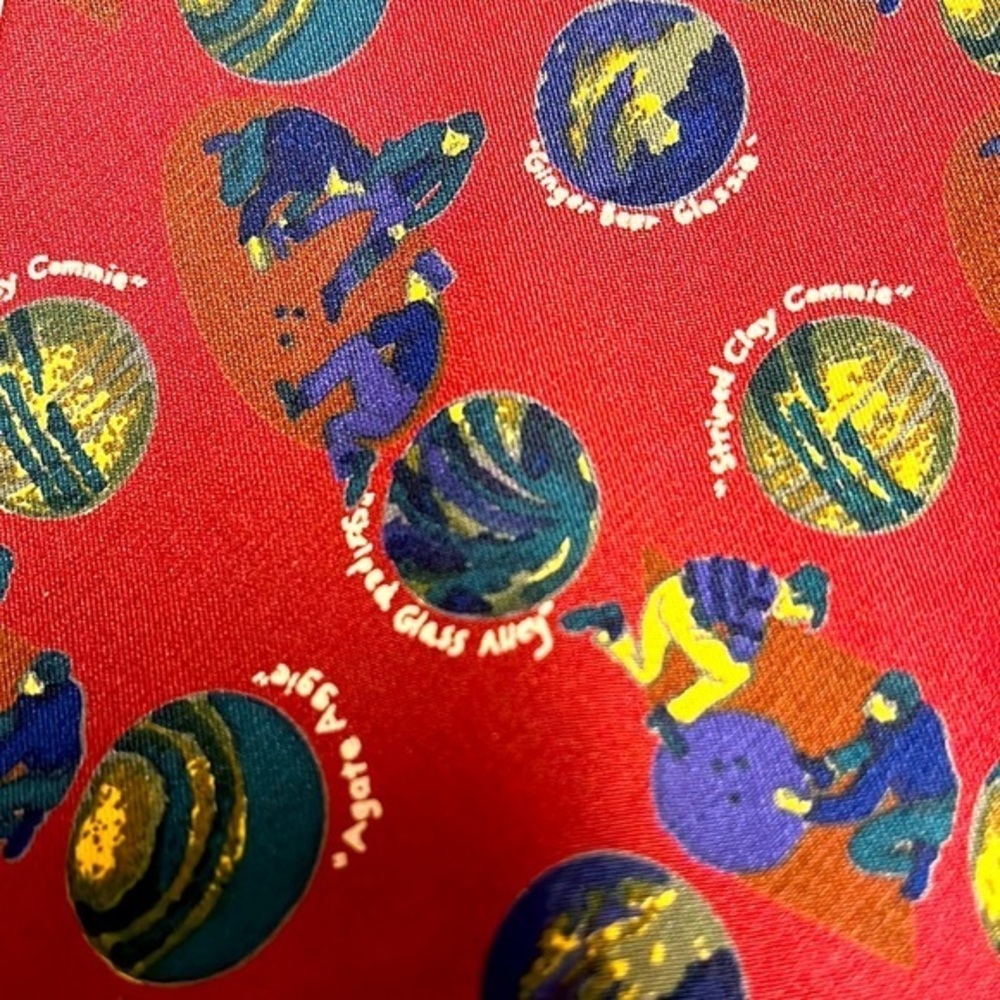 Vintage‎ Harold’s tie. Boys playing marbles on it. Super fun. F20.